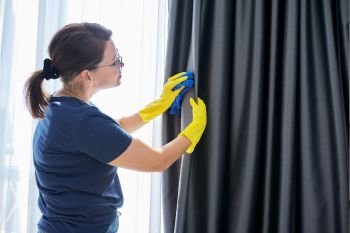 Curtain Cleaning and Repairs 